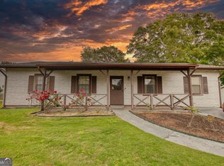 107 Adrian Dr, Stockbridge, GA 30281