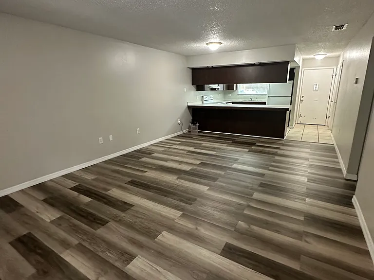8085 Omaha Cir #1 — Photo 2