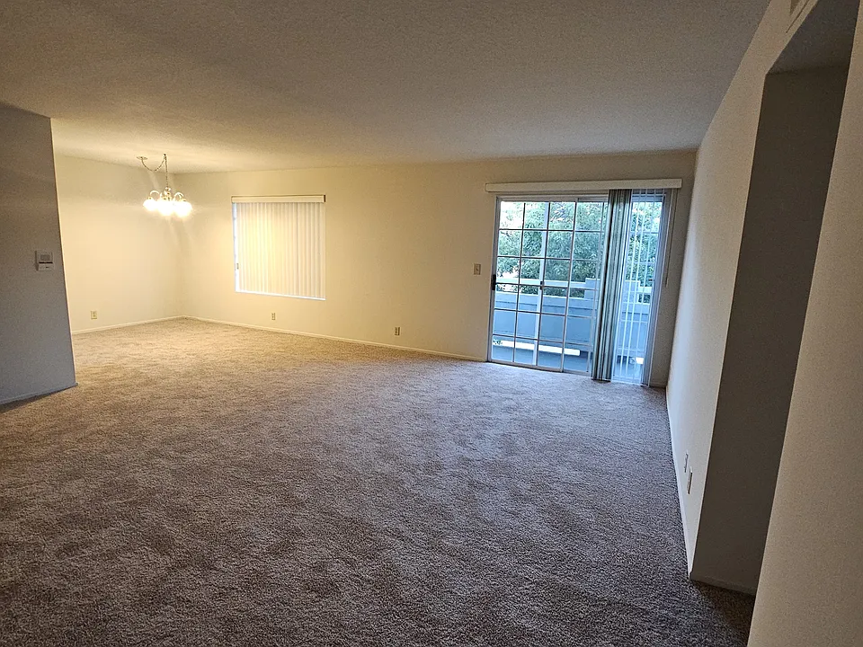 375 W Alameda Ave #209
