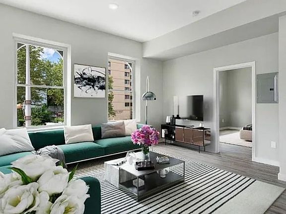 4th image of 98 Clinton Ave #301