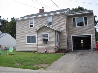 116 Woodbury Rd, Burlington, VT 05408