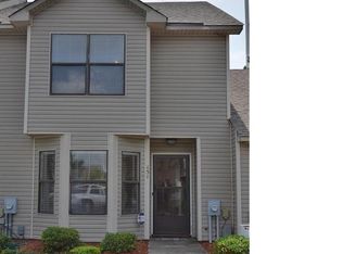 151 Aloha Dr, Fayetteville, NC 28311