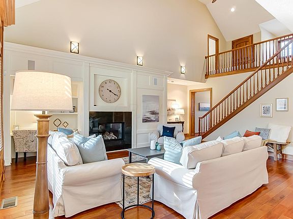 4th image of 6616 McBurney Pl