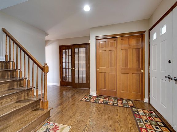 3rd image of 500 Governors Dr