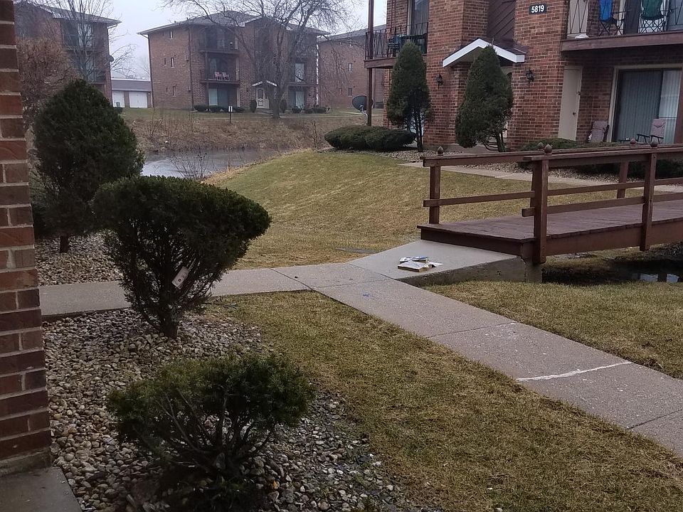 1st image of 15726 Lake Dr Floor 3