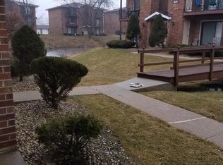 15726 Lake Dr FLOOR 3, Oak Forest, IL 60452