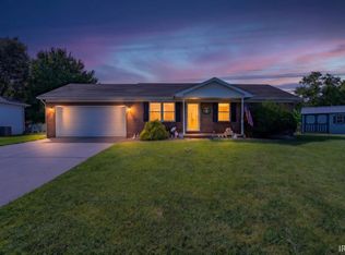 3000 Fox Hollow Ct, Evansville, IN 47715