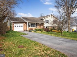 818 1st St, Inwood, WV 25428