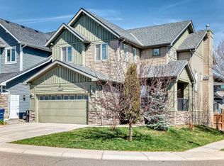 832 Coopers Sq SW, Airdrie, AB T4B 0G5