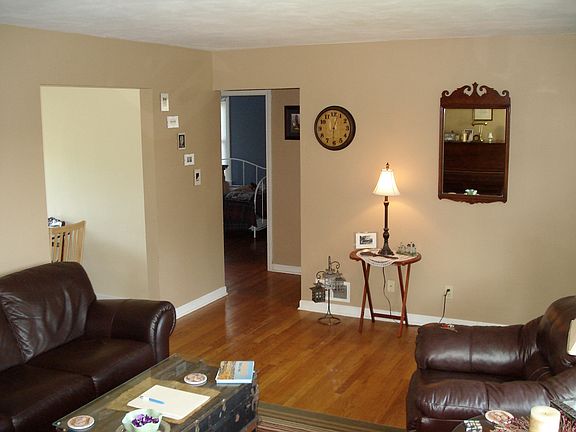 4th image of 2930 19th Ave