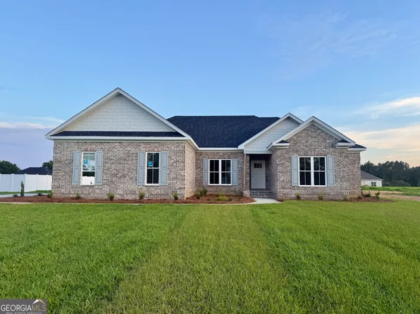 46 Oak St, Statesboro, GA 30458