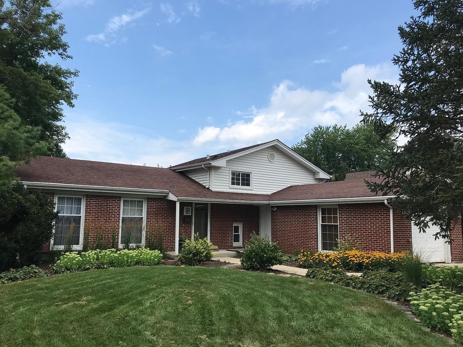 2020 N Kennicott Dr, Arlington Heights, IL 60004 Zillow