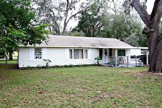 1st image of 1402 E Voorhis Ave