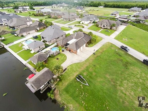 5th image of 345 Tigerlily Dr