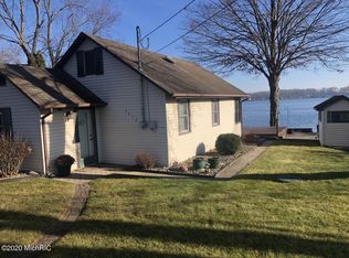 59121 Yeatter Rd, Colon, MI 49040