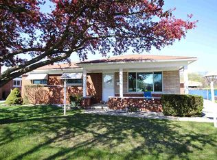 30053 Hayes Rd, Warren, MI 48088