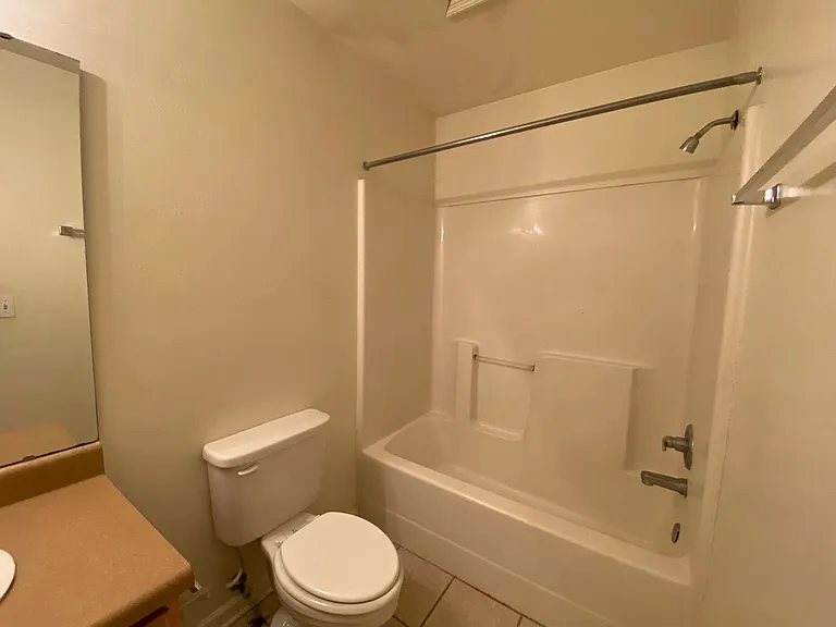 The Cove - 1081 — Photo 11