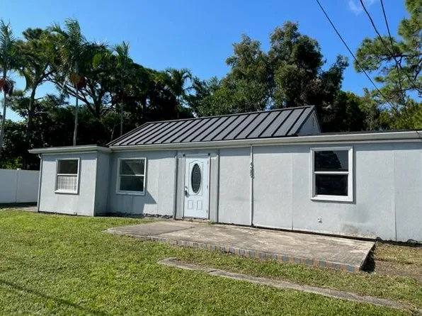 4389 Lakewood Road, Lake Worth, FL 33461