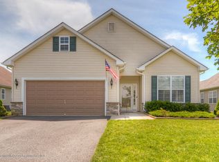 19 Woodview Dr, Manchester, NJ 08759