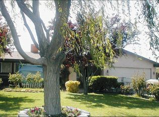 10784 Locust Ave, Hesperia, CA 92345