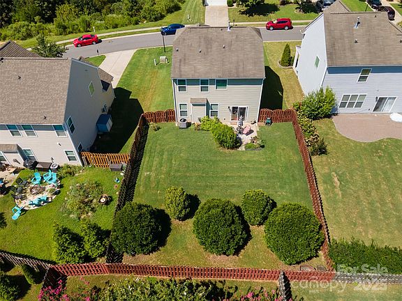 4th image of 6156 Kilchurn Dr