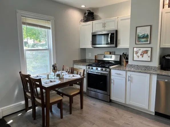 103 Dysart St Unit 1, Quincy, MA 02169