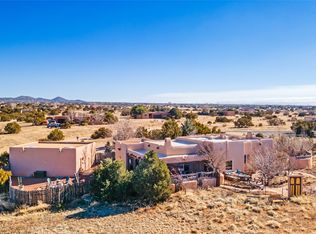 41 Encantado Rd, Santa Fe, NM 87508