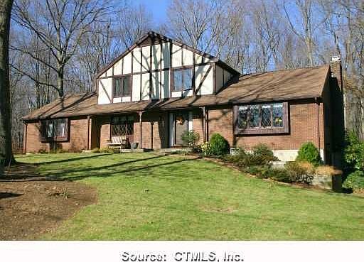 Brick & Stucco Exterior