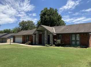 709 W South Park Blvd, Broken Arrow, OK 74011