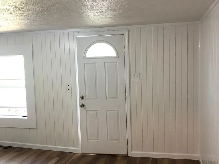 133 Lakeside Dr — Photo 24