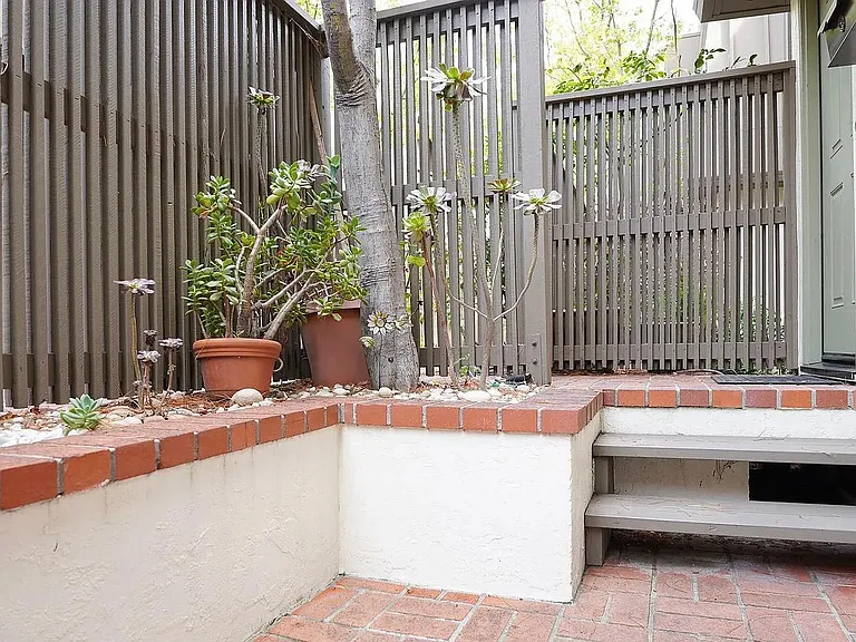 917 Hough Ave #5 — Photo 22