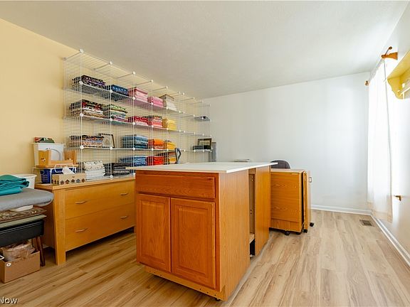 4th image of 1762 Charolais St NW