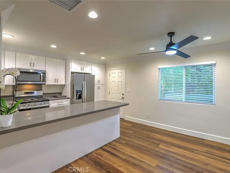 16641 E Main St #B — Photo 2
