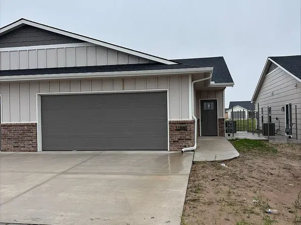 11888 Wildwood St #200, Wichita, KS 67217