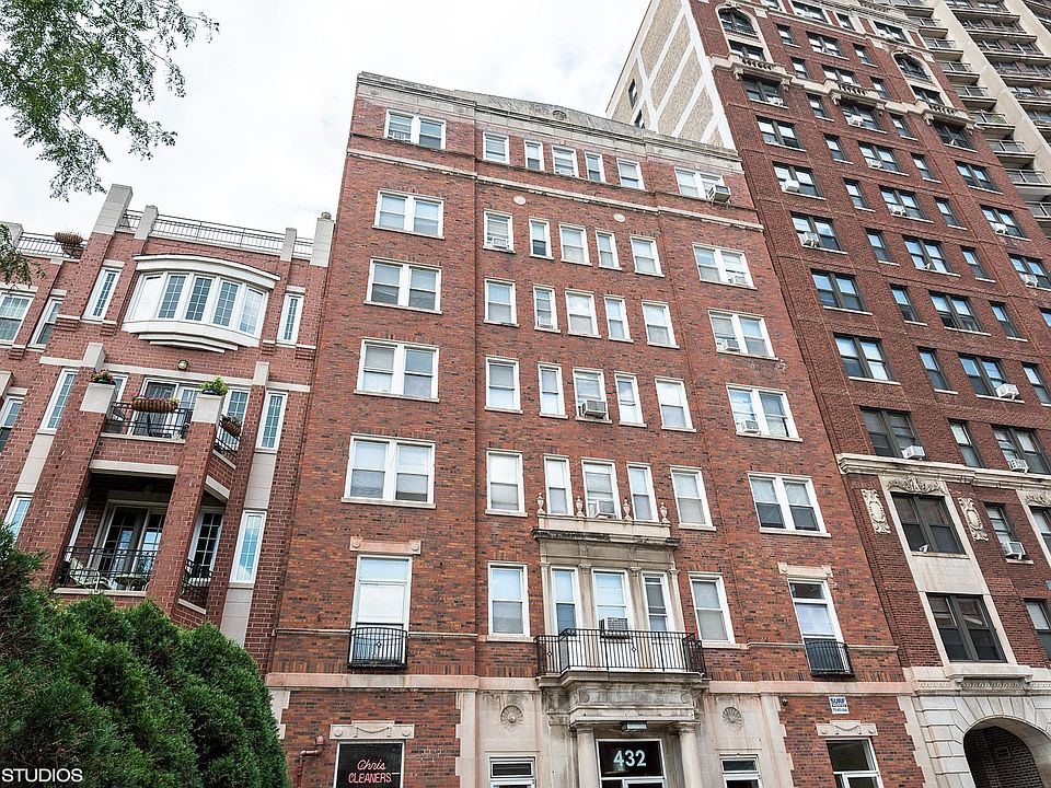 1st image of 432 W Belmont Ave APT 605