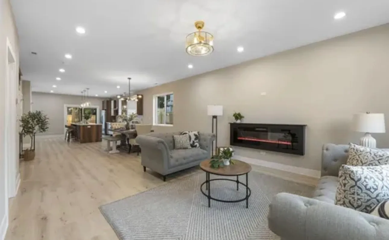 3 bed, 2.5 bath, 2200 sqft, $4,300 — Photo 3