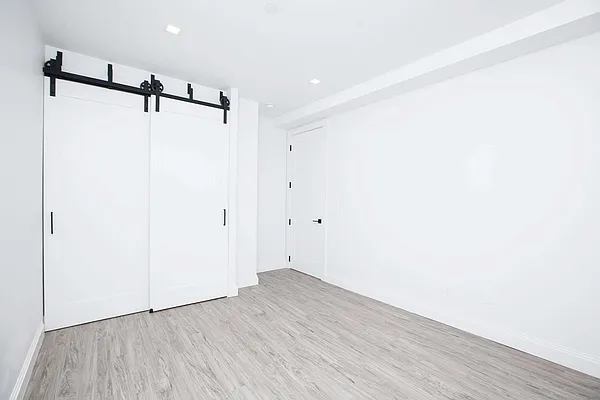 Rented by Bohemia Realty Group | media 10