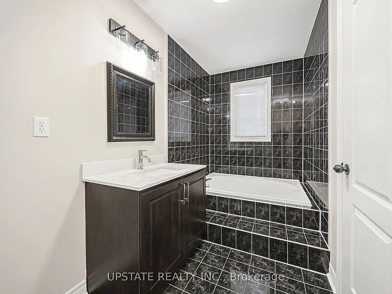 46 Velvet Grass Ln — Photo 14
