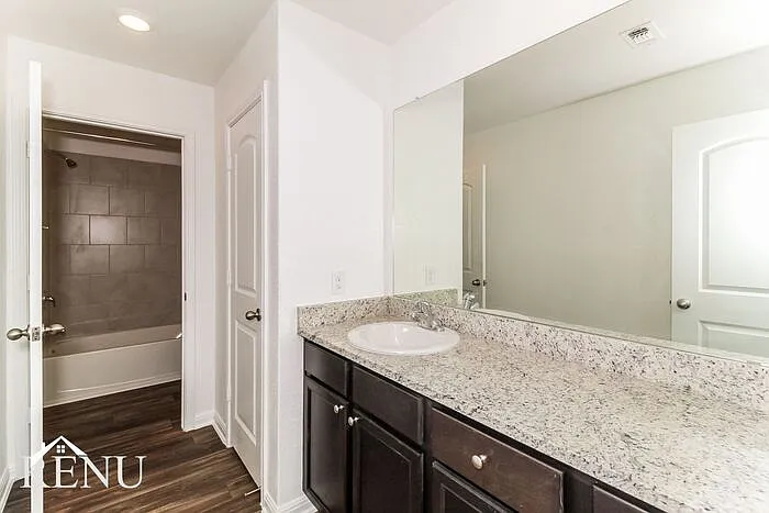 217 Wincanton Ln — Photo 10