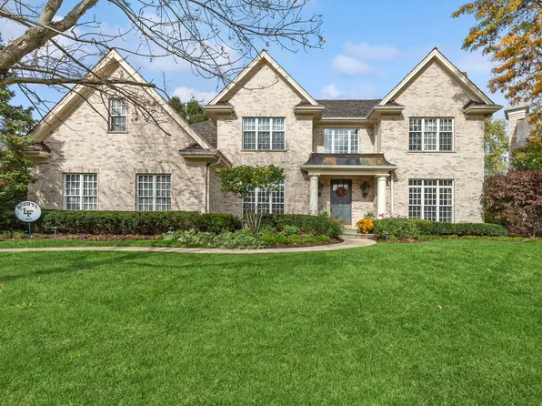 1190 Longmeadow Ln, Lake Forest, IL 60045