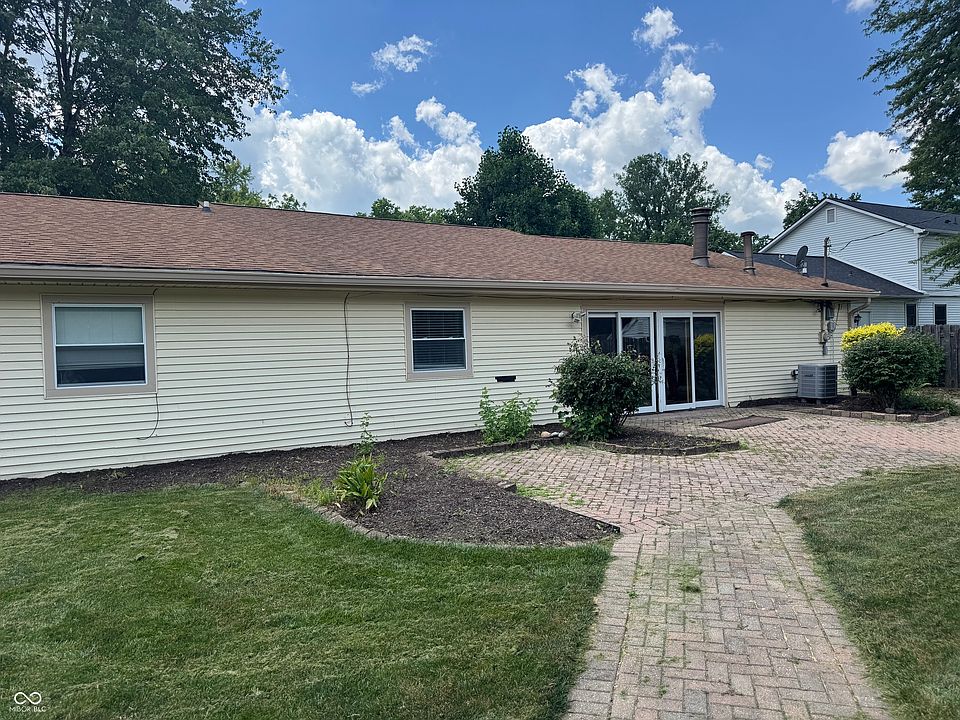 2nd image of 337 Thornberry Dr