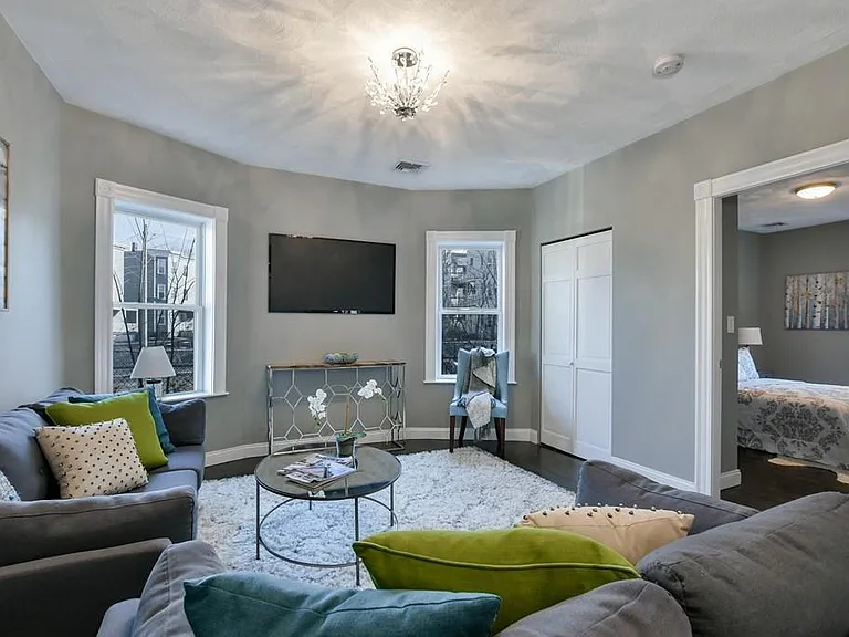 26 Elder St #1 — Photo 6