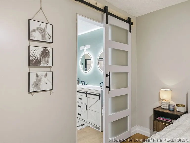 202 N Jackson St — Photo 13