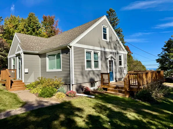 1410 Fern Ave, Duluth, MN 55805