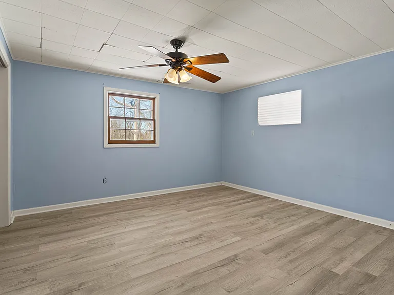 2218 Bluff Blvd — Photo 16
