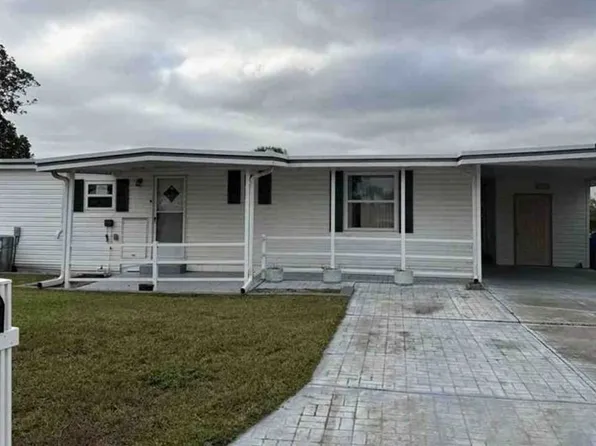 1023 Southland Dr, Tavares, FL 32778