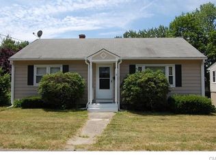 15 Harland Ave, Waterbury, CT 06705