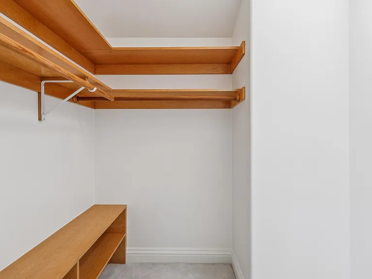 845 Windsor Dr — Photo 37