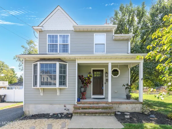 683 Main Street, Belford, NJ 07718