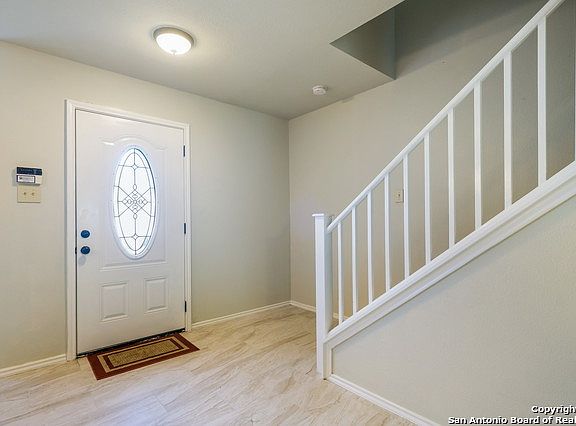 3rd image of 13826 Northern Oak
